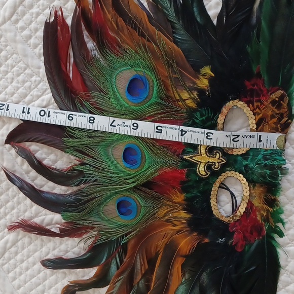 Feathered Mardi Gras Mask - Picture 9 of 9